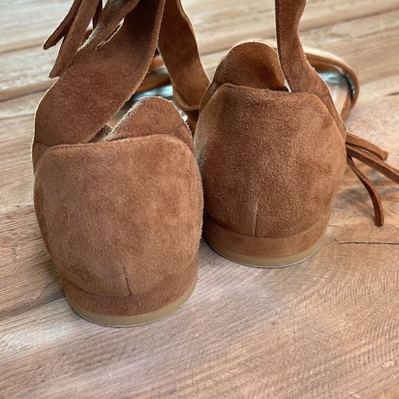 Stuart Weitzman Corbata Sandal.  Brown.  Size 5 - Picture 7 of 11